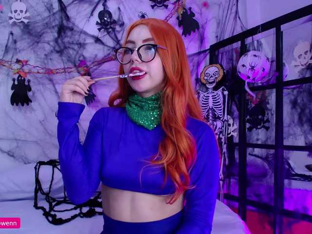 Nuotraukos Aliceowenn ♥Happy Halloween, come to my spooky room to enjoy my company trick or treat♥Control my domi 100tks in pvt @remain Anal plug in my asshole and dildo in my wet vagina @total
