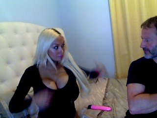 Nuotraukos Anoushkafox Great couple that love to play dirty xx