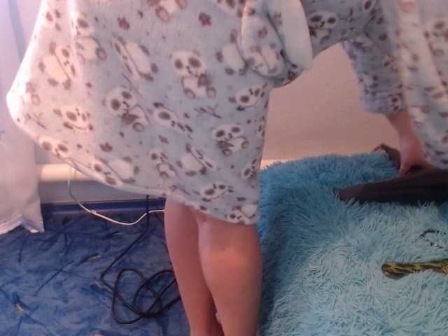 Nuotraukos HottyAssGirl Stand up35 see u cam 38 boobs 40 ass 55 pussy 75 play pussy 200 cum show 280 squirt 400 play with toy 500 take off mask 100