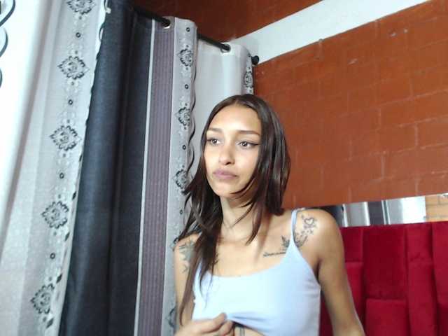 Nuotraukos Kimnberly #18 #skinny #redhead #petite #cute #natural #ebony #latina #anal #squirt Make me Wet and SQUIRT (888 Tokens)