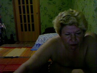 Nuotraukos PRETTYLUSI add in friends 10 tokens.show tits - 40 tok. show ass-40. show pussy - 50 tok. full naked - 100 to3