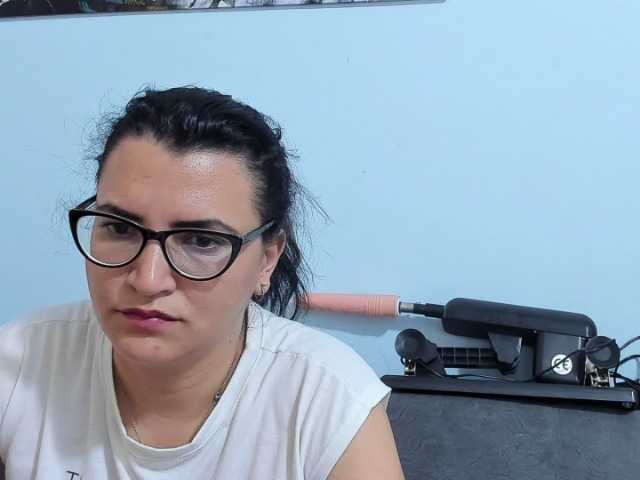 Nuotraukos MARILYNG Topic: tits 15 tip pussy 20 ass 25tip c2c 21tip squirt 300 ass dildo 350
