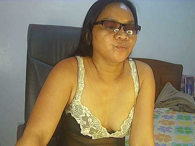 Nuotraukos KettyAsian Hey Guy's Go Tip ,,, I'm here to give you Pleasure lets enjoy, If i feel soo good enough you will see me naked .HELP TO MAKE ME CUM GUYS .... GIVE ME MORE ALOT OFF PLEASURE ...