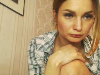 Nuotraukos Victoriiaaa Тема (для остальных): Lovense on )Hi guys )) Play in PVT and GRUOP, feets 20, tits 50 ,naked 100