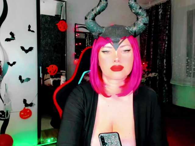 Nuotraukos DaniellaFoxy Hi! Be nice with me! I will fulfill all your secret desires) Strapons,big toys,deepthroat,squirting dildo. Role-play,mommy) Push Love button for me,pls)) I don’t show anything for free. Toys in private only